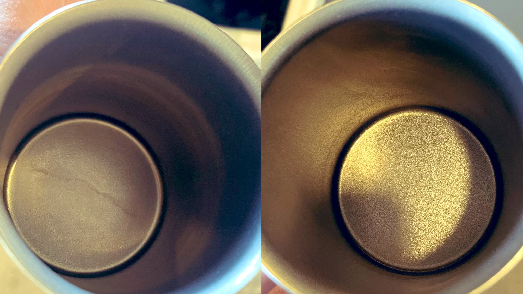 茶しぶを落としたコーヒーカップ